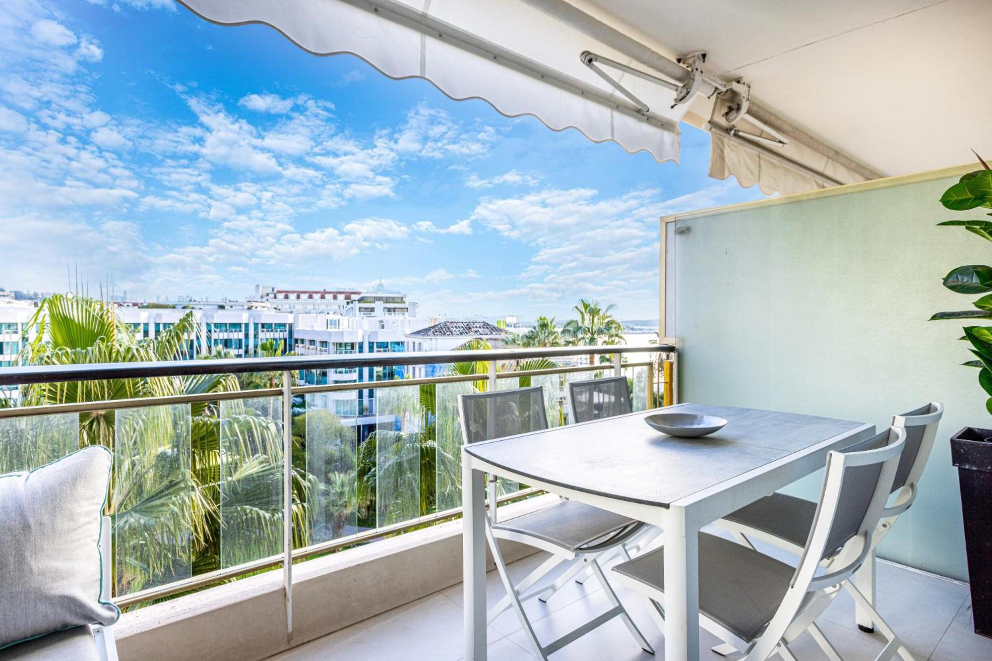 Agence Des Residences - Appartements Prives Du 45 Croisette- Prestige Κάννες Δωμάτιο φωτογραφία